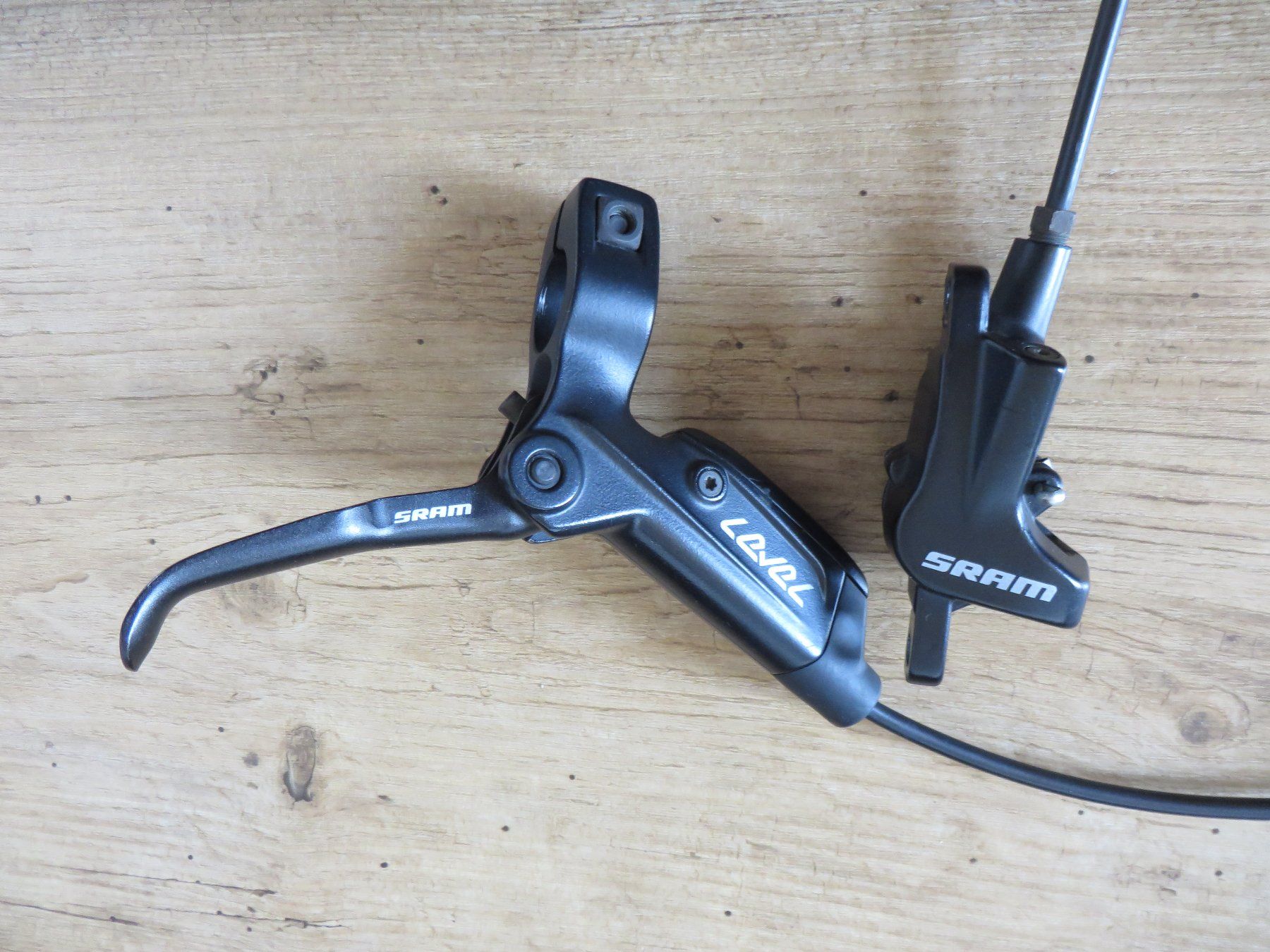 Pezzi di ricambio: Sram Juicy Three Avid Scheibenbremse Set Hebel Sättel – Usato da Bettenhausen venduto da Binford8000 2