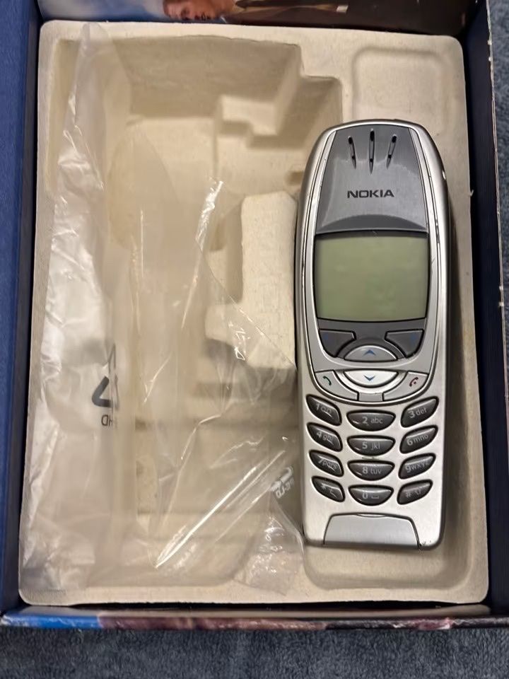 Nokia Handys / Smartphones: Nokia 6310i mit ovp  – Gebraucht aus Heerbrugg von Amazon38