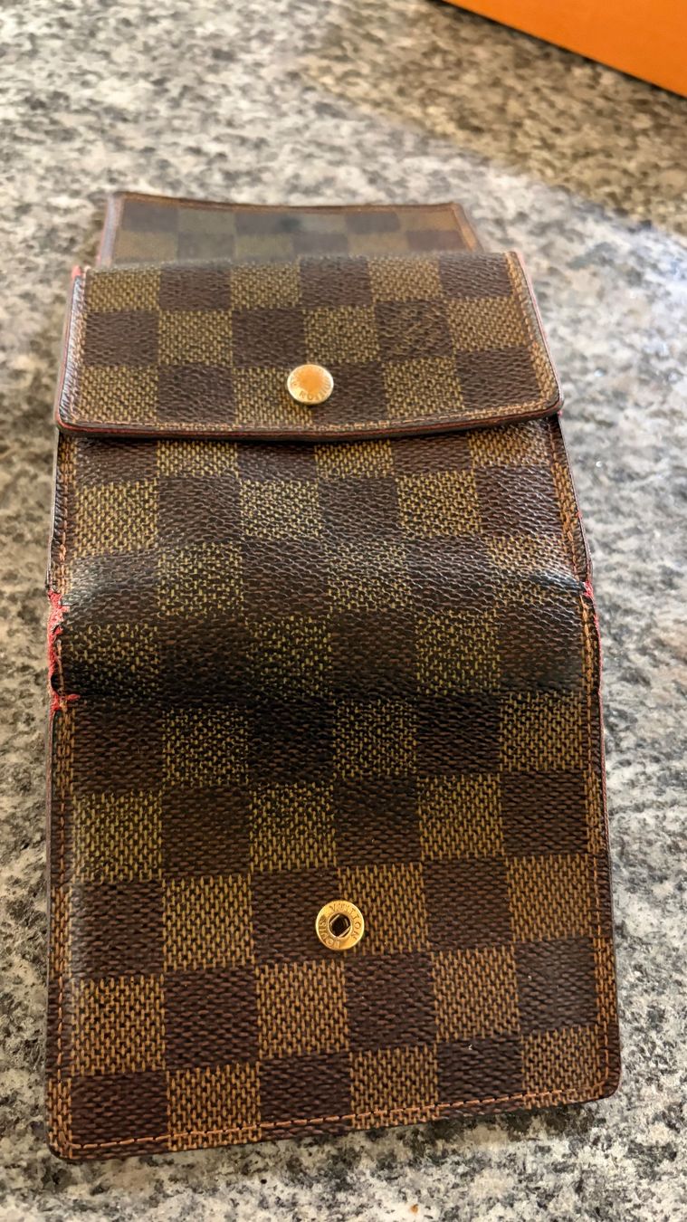 Louis Vuitton Portemonnaie: Porte-monnaie Vuitton – Gebraucht aus Roche VD von ann_s5tc 5