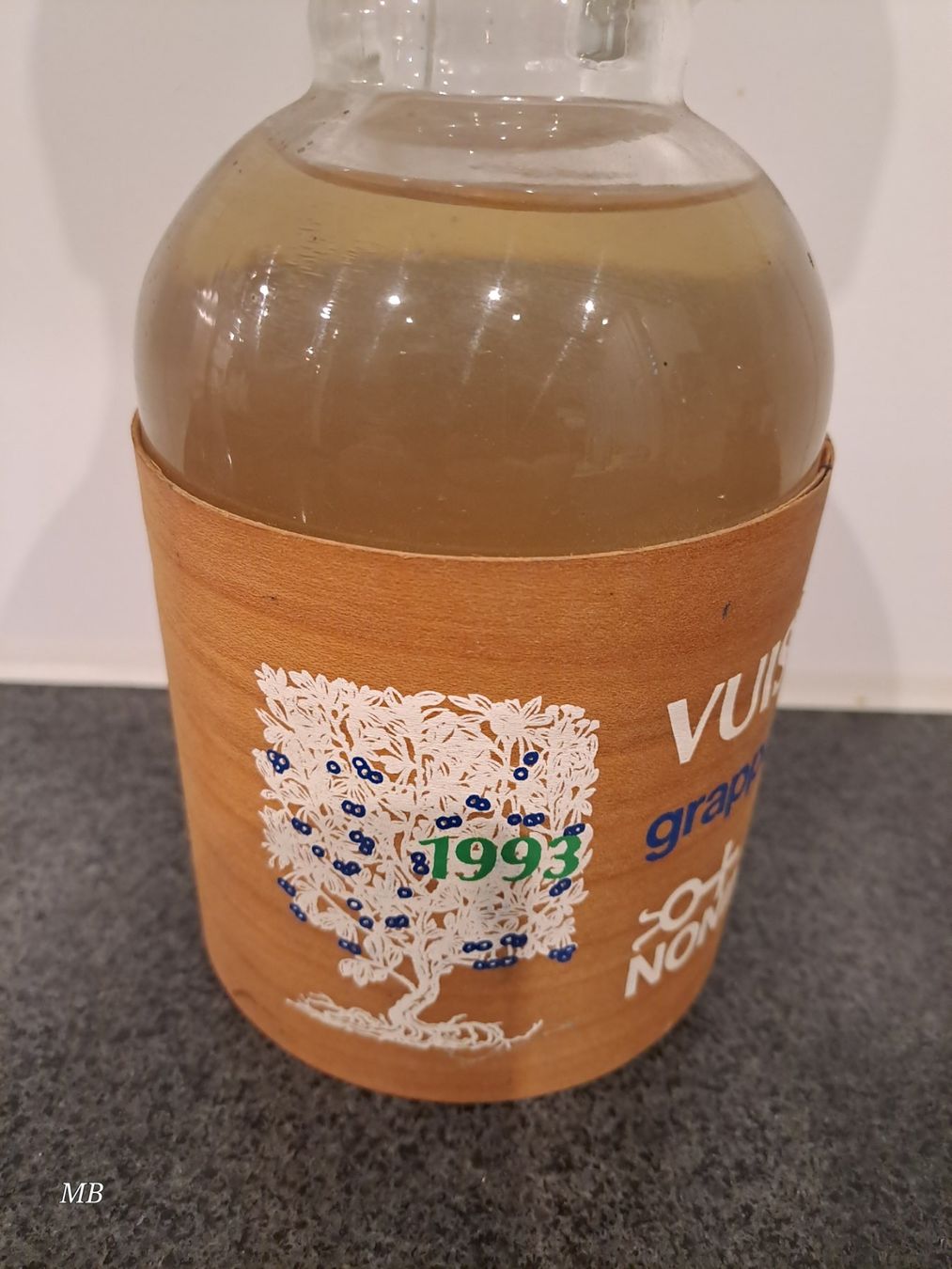 Bevande alcoliche: Nonino Vuisinar Grappa 1993 inkl. Box – Nuovo e nell'imballaggio originale da Elsau venduto da Kellerraeumung 2