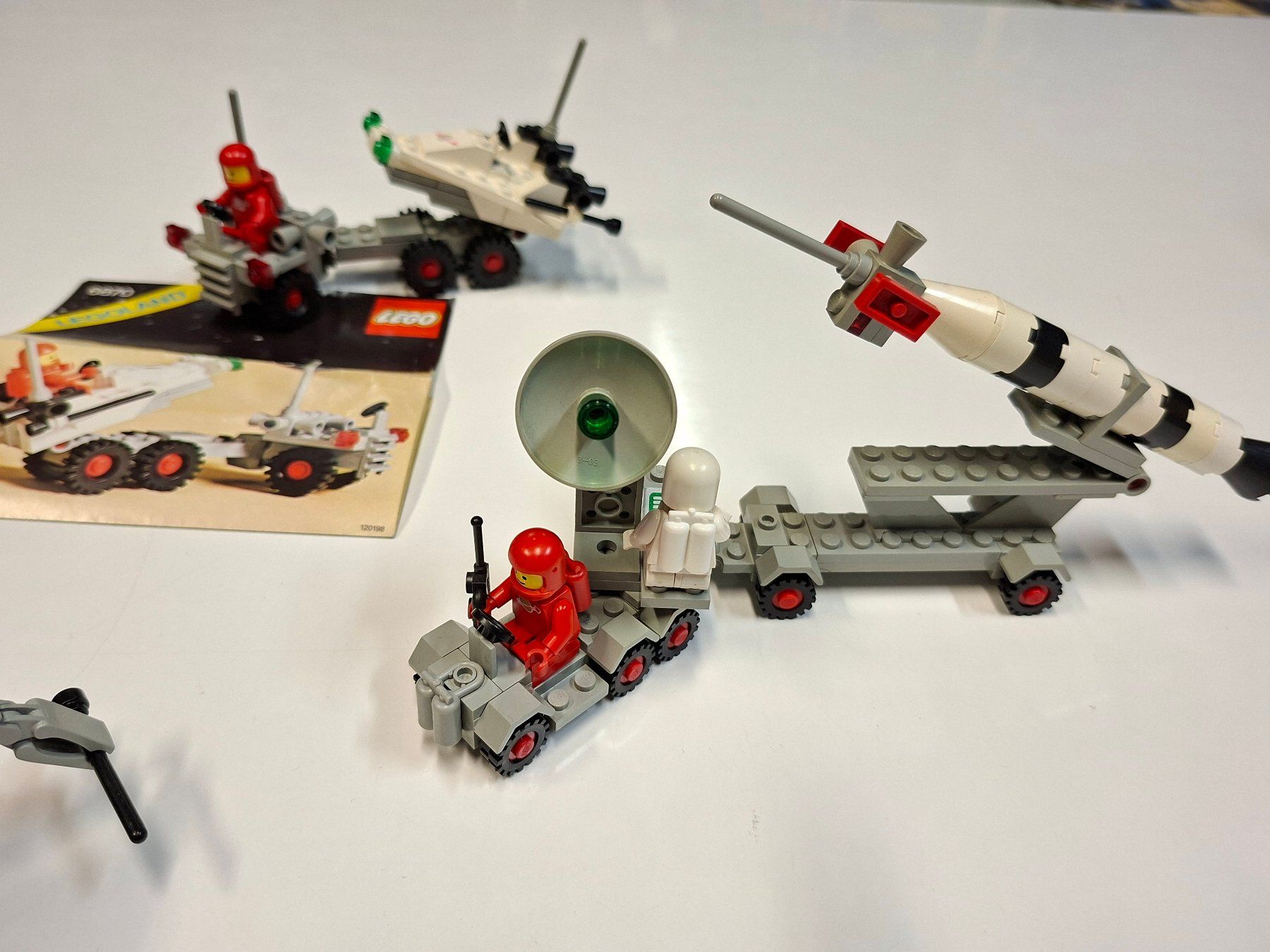 Lego Spielzeuge: Lego Classic Space Konvolut 1 – Gebraucht aus Sils im Domleschg von AMAG_AUDI_ZH 2