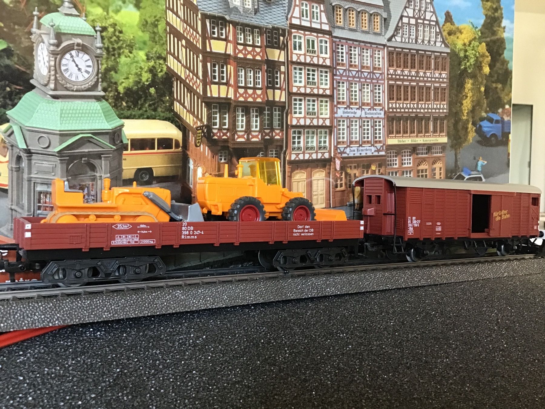 Märklin Modellini di ferrovie: MÄRKLIN 2X GÜTERWAGEN H0 – Usato da Männedorf venduto da Modelle-aller-Art