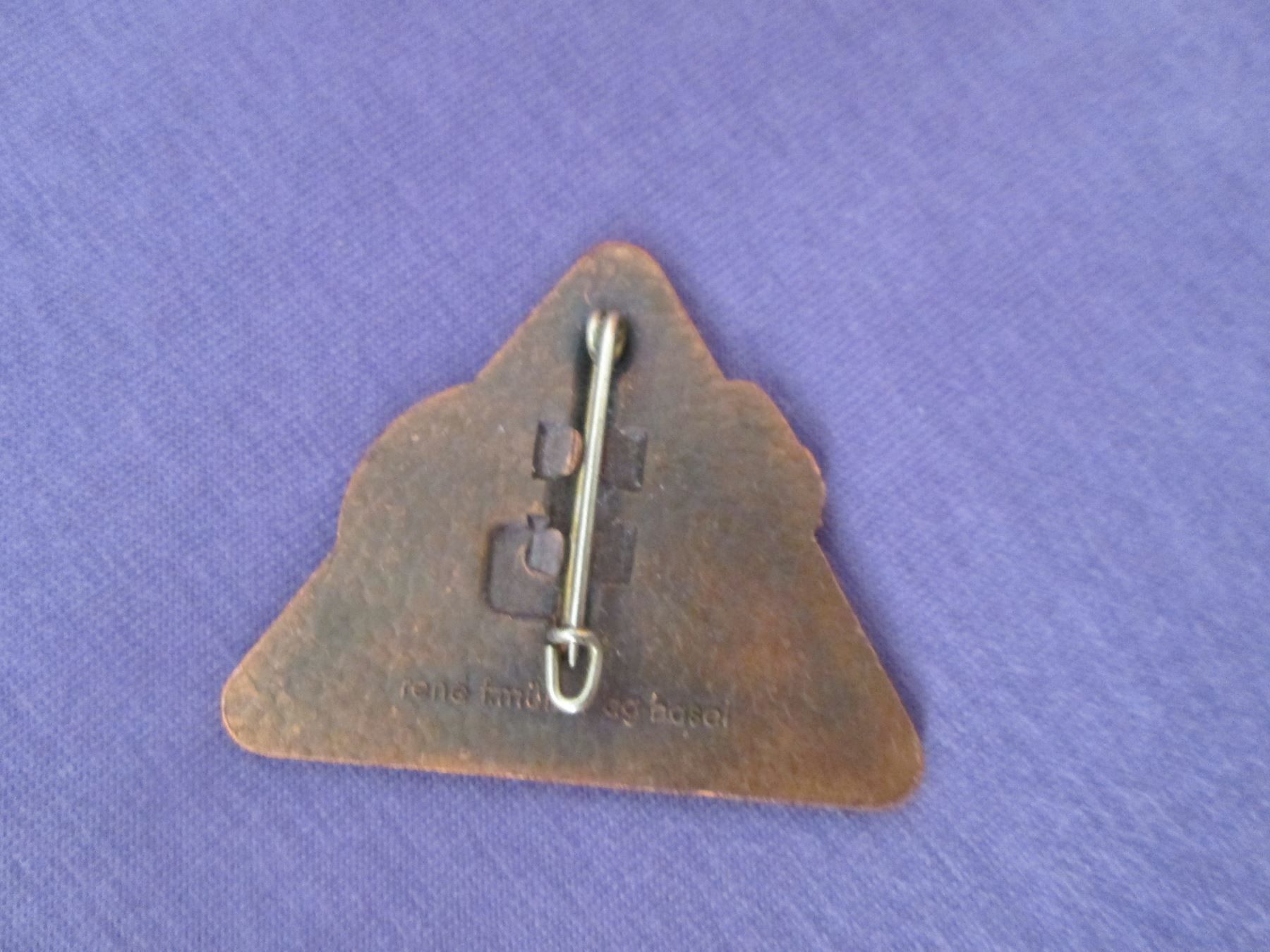 Basler Placchette & Badge: Basler Fasnacht – Usato da Neuchâtel venduto da Dualseele 1