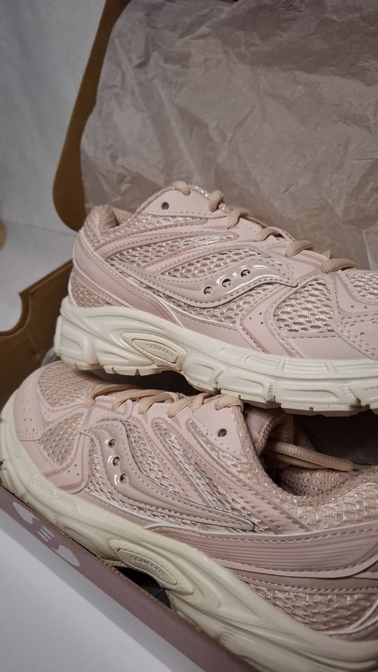 Saucony Scarpe da donna: Saucony ride millenium rose pastel - neuve -  taille 37,5 – Nuovo e nell'imballaggio originale da Le Landeron venduto da rue_k9kg 3