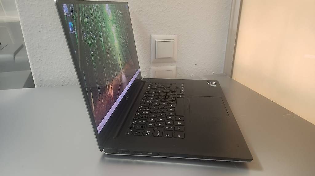 Notebooks: Dell Précision 5510 Ecran 15.6" Intel Core i7 6th Gen – Gebraucht aus Donneloye von ire_767q 1