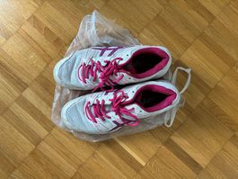 Asics Sportschuhe, Gr. 38