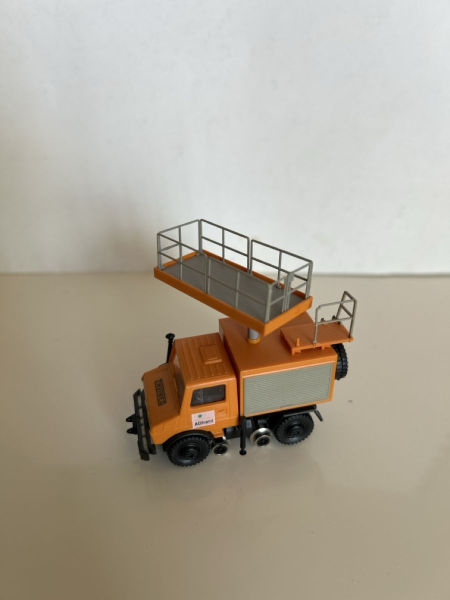 Voitures modèles: Model réduit rail/route 1:87/HO – D'occasion à Veytaux par ccristina 1