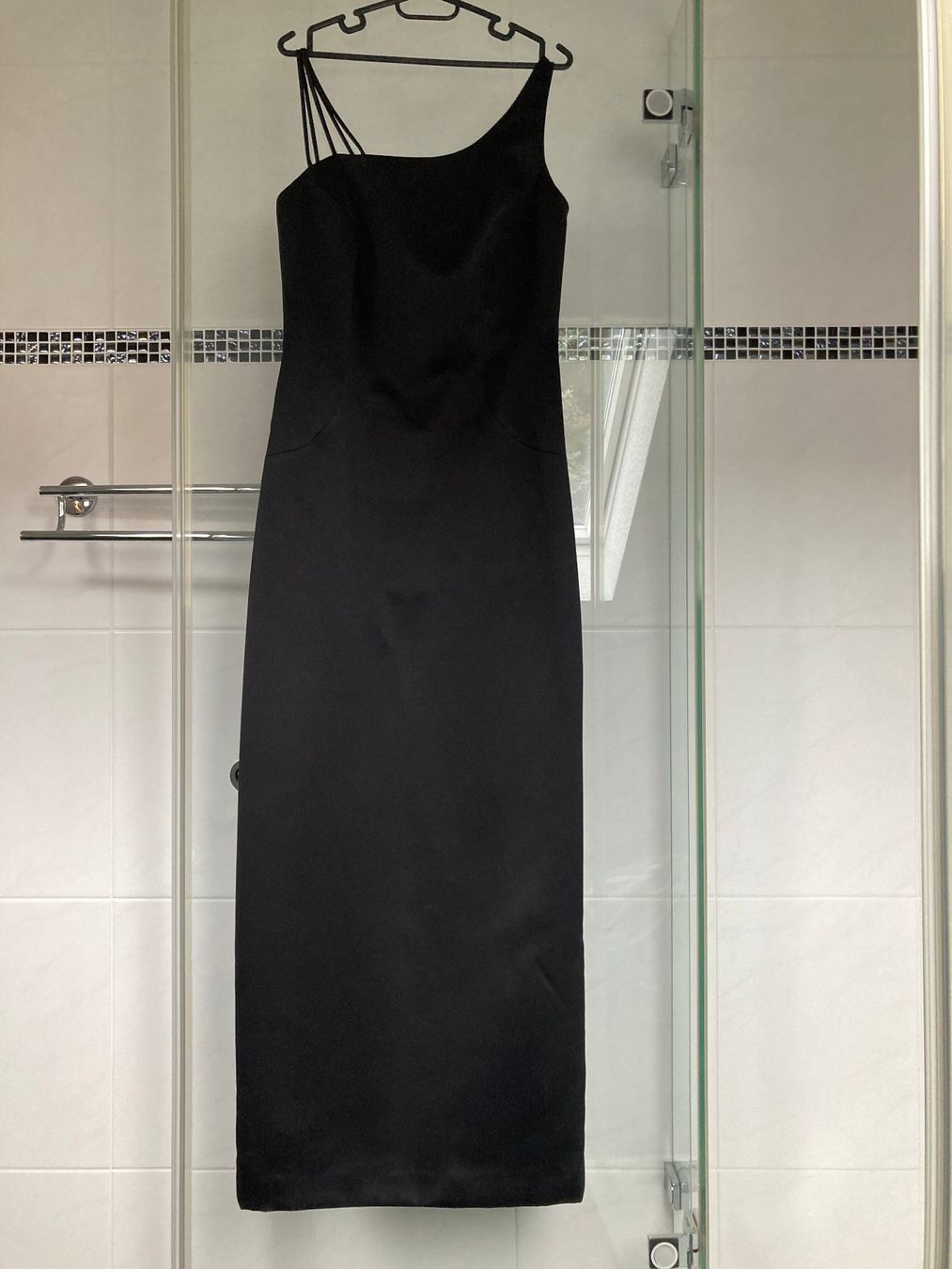 Kleider: Abendkleid schwarz lang Grösse 38 – Gebraucht aus Büsingen von aue_2mh6 2
