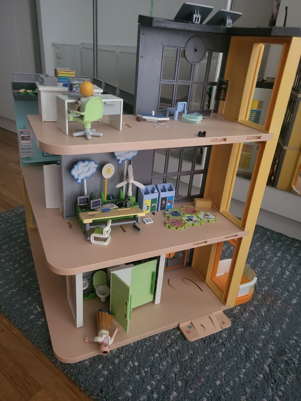 Playmobil Giocattoli: Playmobil School house – Usato da Lyss venduto da Gaby1821 1