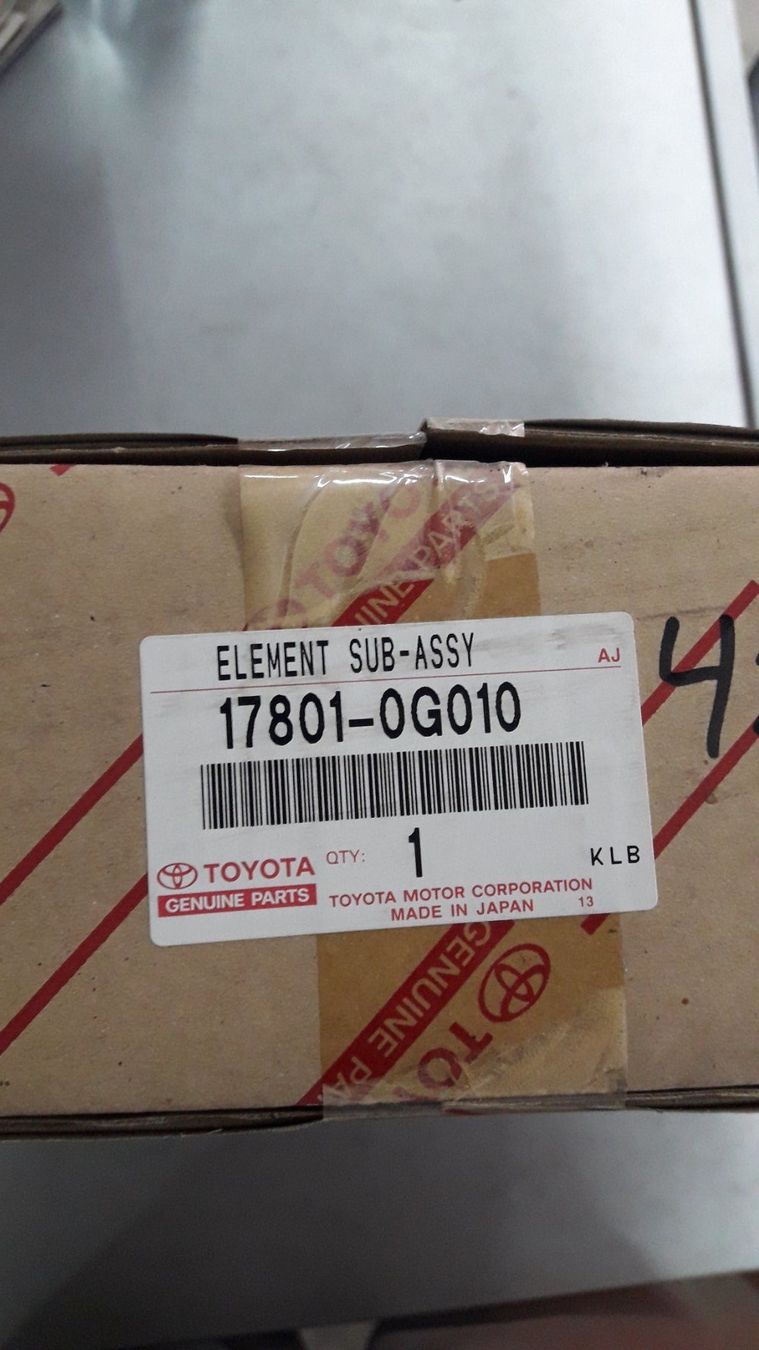Ventilation: TOYOTA Luftfilter 17801-0G010 – Neuf avec emballage d'origine à Flawil par LG-AG_Teilemarkt