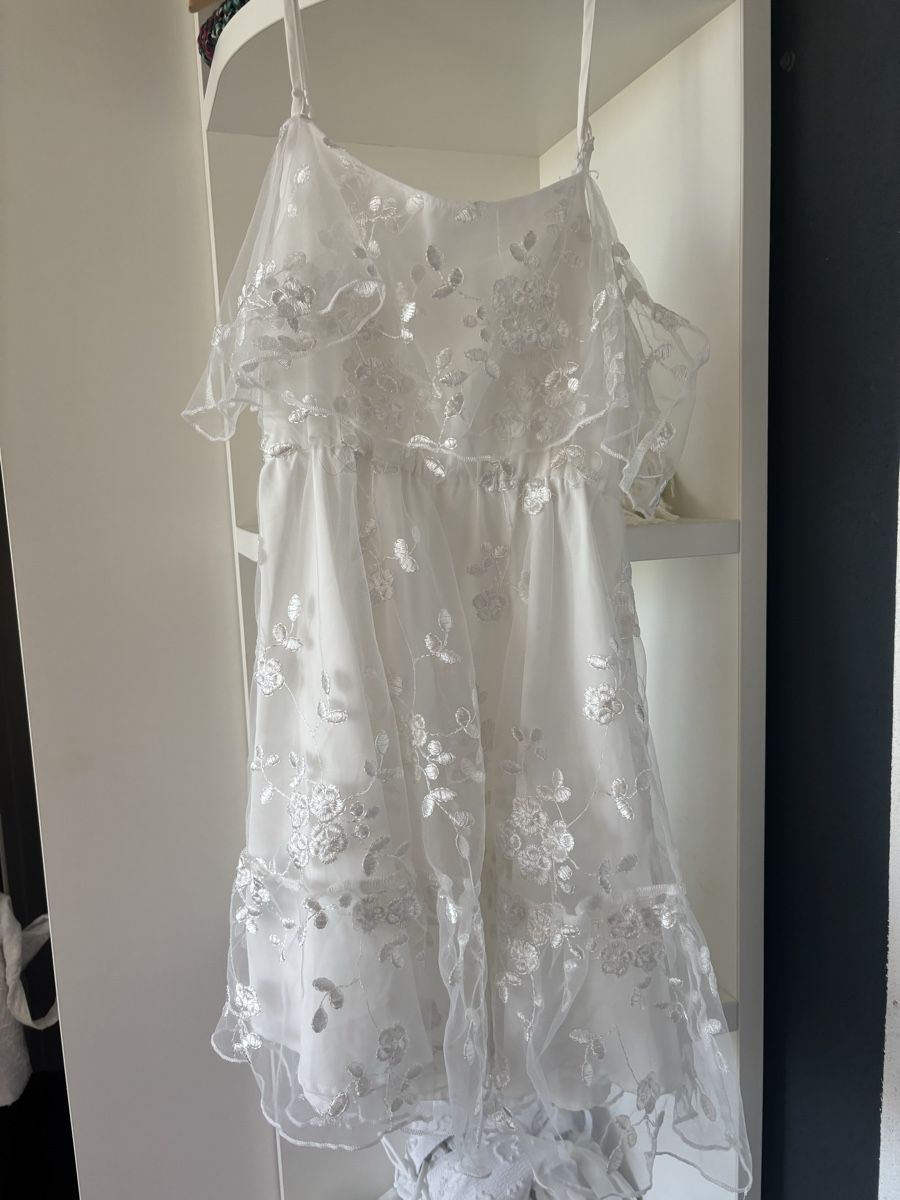Kleider: Weisses Sommerkleid – Neu (gemäss Beschreibung) aus Arbon von Ursula_566
