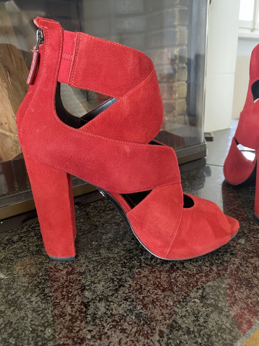 Guess Scarpe da donna: Guess shoes size 37 – Nuovo (secondo la descrizione) da Blonay venduto da art_7f87 2