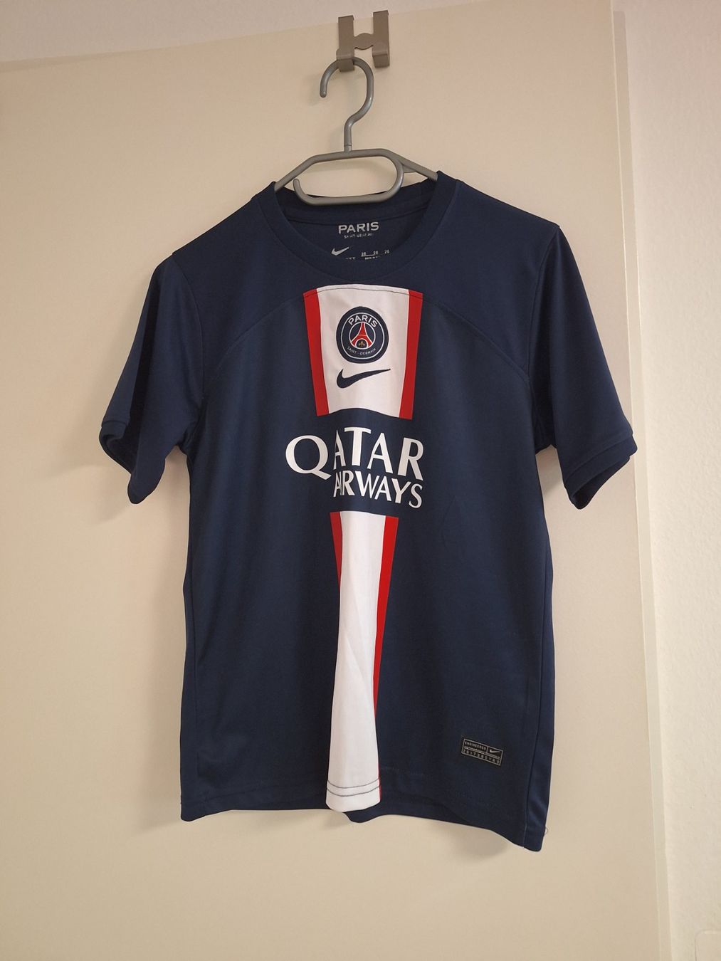 Nike Kleiderpakete: Paris Saint-Germain Mbappé 7, neuwertig – Neu (gemäss Beschreibung) aus Worb von nfsolutions
