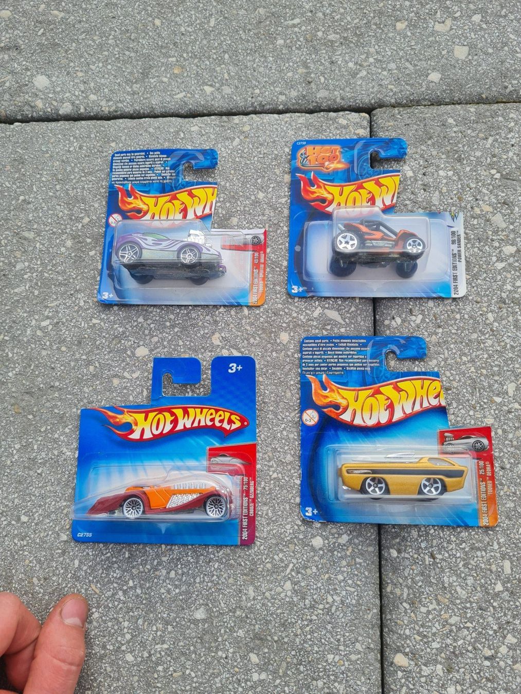 Hot Wheels Modellini d'auto: 4 mal "Hot Wheels" / Auto / Massstab 1:64 / JG 2004 – Nuovo (secondo la descrizione) da Safenwil venduto da Husqi2000 3