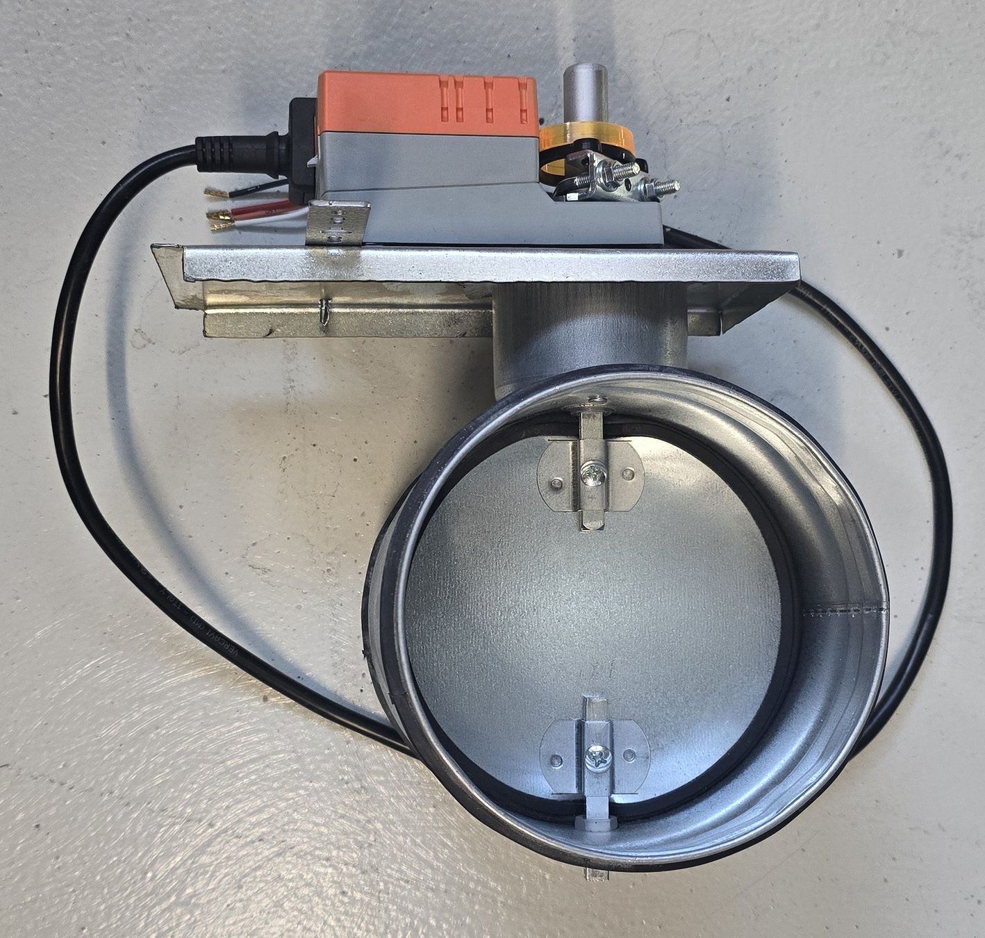 Belimo  Motori: Clapet servomoteur Belimo / Absperrklappe Belimo – Nuovo (secondo la descrizione) da Villarimboud venduto da pap_7579 2