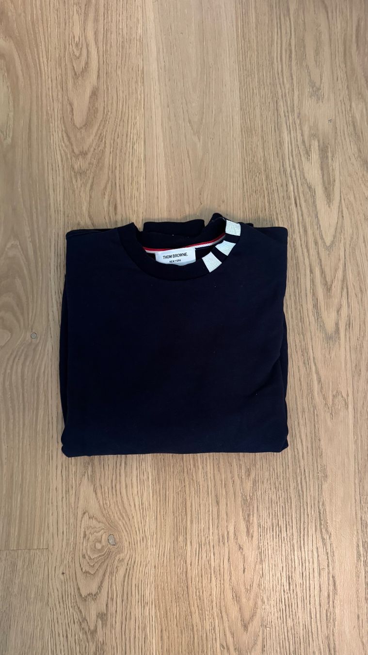 Maglioni & Felpe: Thom Browne Pullover dunkelblau Grösse 3 (L) gebraucht – Usato da Zürich venduto da Tonberry