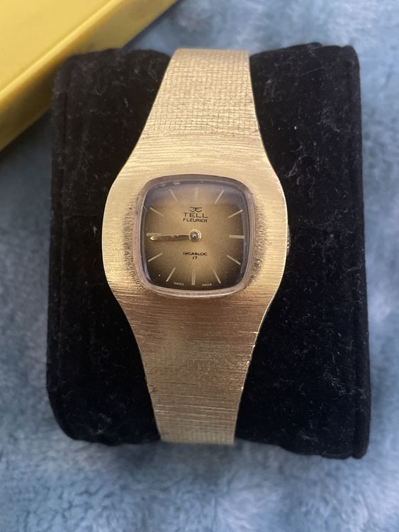 Cartier Montre Tank Franaise en acier avec cadran argent, taille