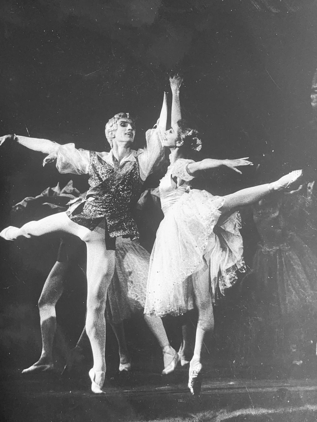 Poster & Bilder: Foto Balletszene 1970er Jahre – Gebraucht aus Bern von Artbrokerswitzerland