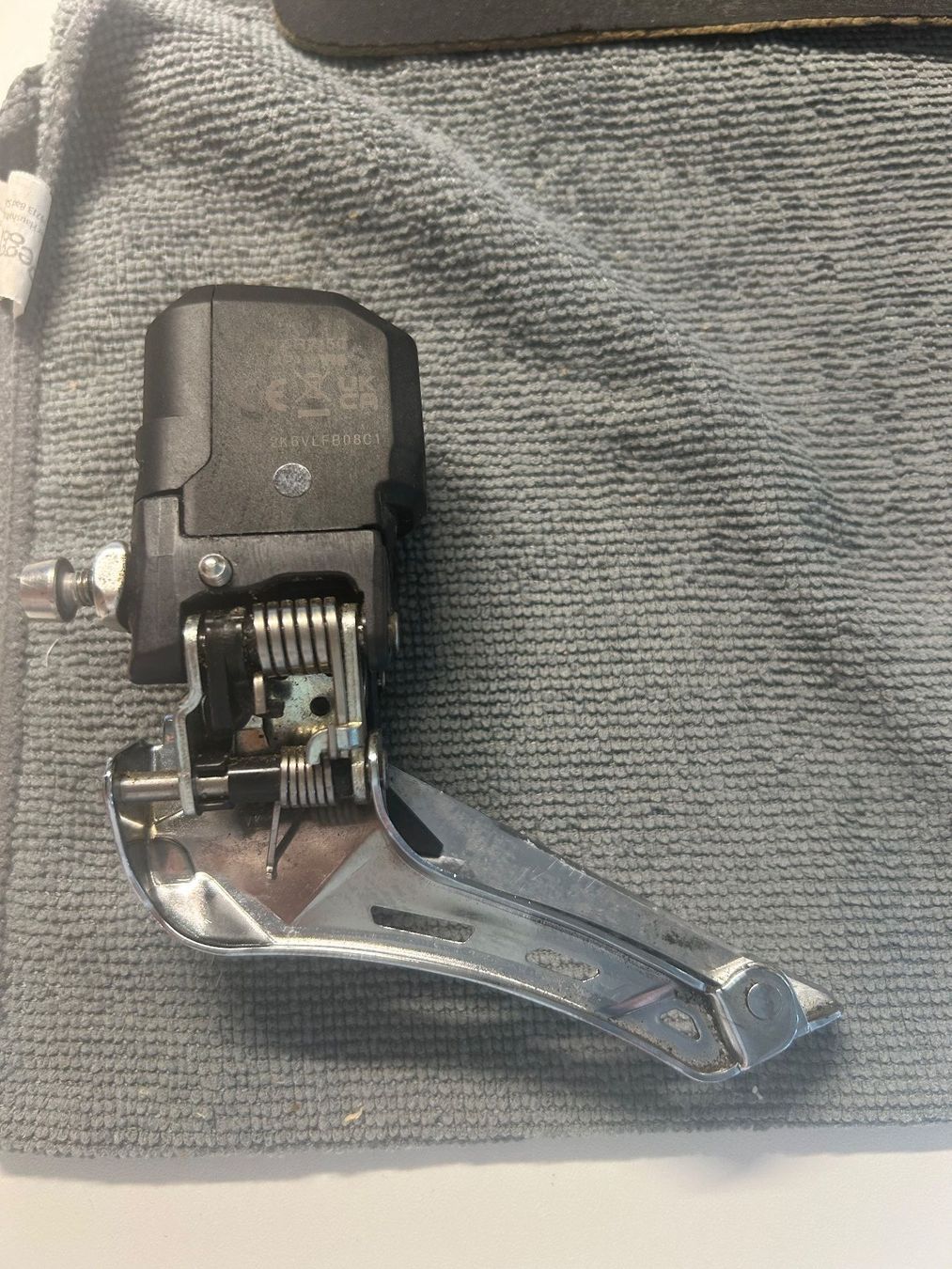 Shimano Pezzi di ricambio: Umwerfer Shimano DI2 105 FD-R7150 – Usato da Aesch LU venduto da toproc07 1