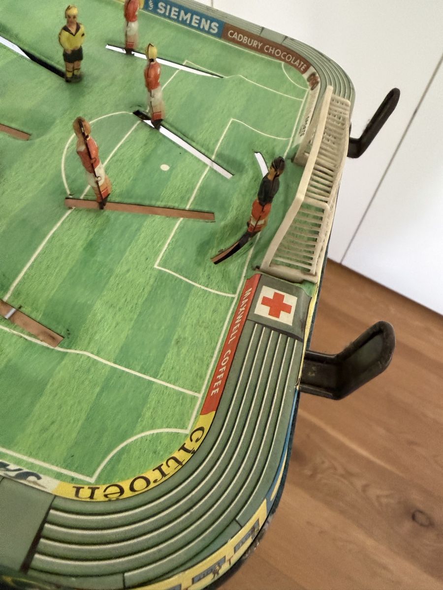 Giochi: Tisch Fussball – Usato da Winterthur venduto da FrauMahler 2