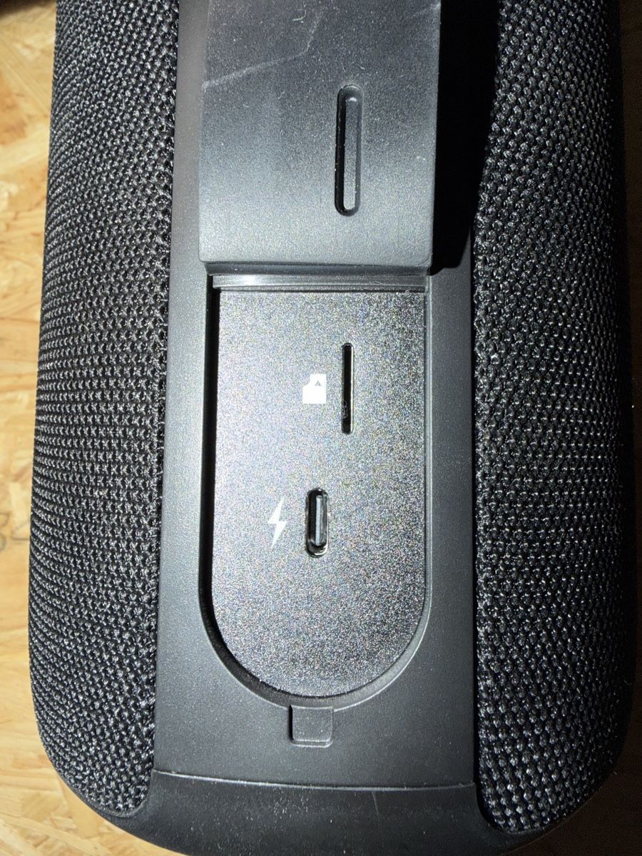 Haut-parleurs: Bluetooth Lautsprecher - Top Zustand! – D'occasion à Emmenbrücke par itsnue 2