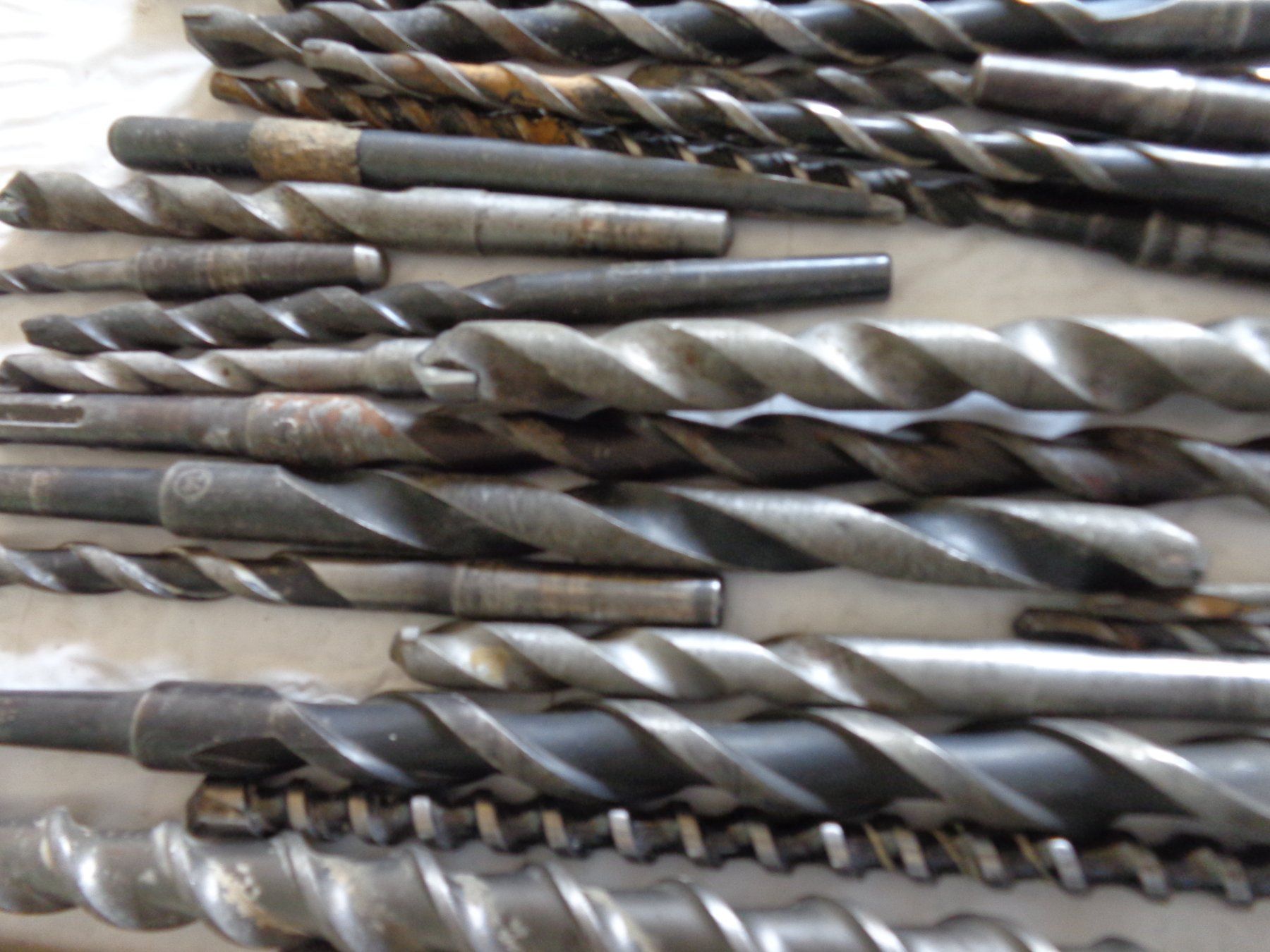 Tous les outils: Werkzeug Diverses und Diverse Bohrer – D'occasion à Liestal par Gecko16 6