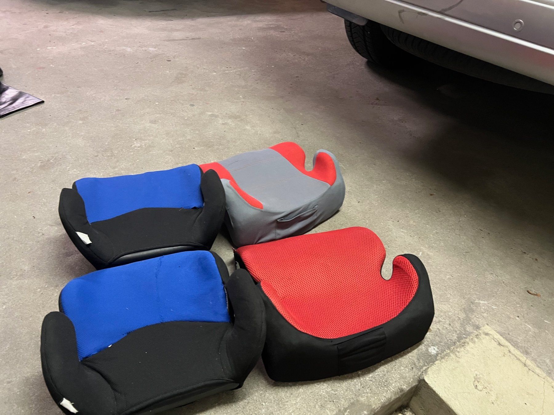 Sièges auto: Kinder-Autositzt 4x – D'occasion à Brütten par Style-Snob 3