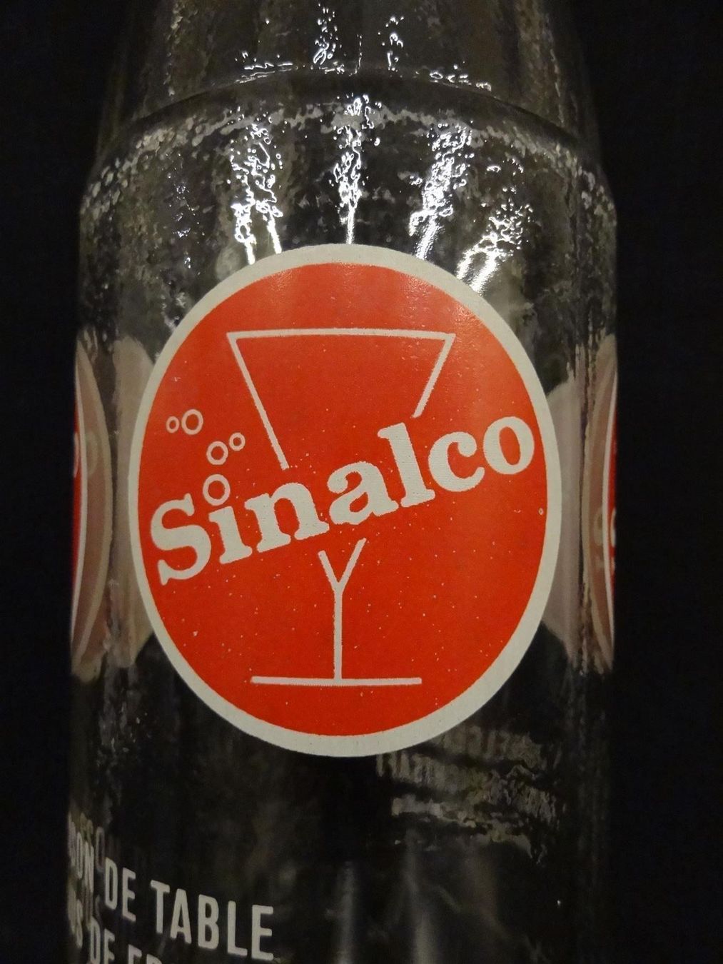 Sinalco Bicchieri, Caraffe & Bottiglie: alte Flasche SINALCO 1970 100cl – Usato da Kerzers venduto da Flaschenposten 4