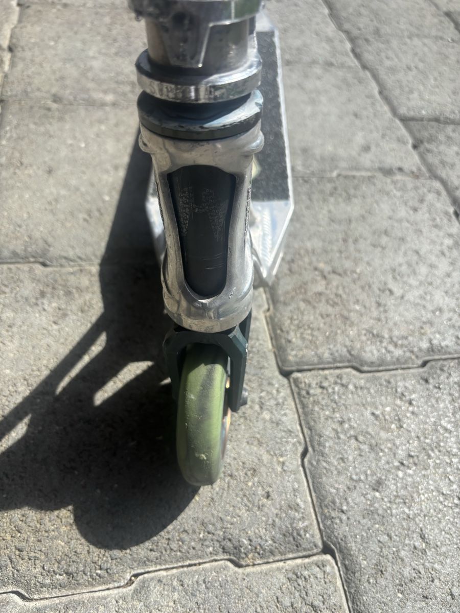 Scooters: Stuntscooter castum – D'occasion à Horn par mamahje 1