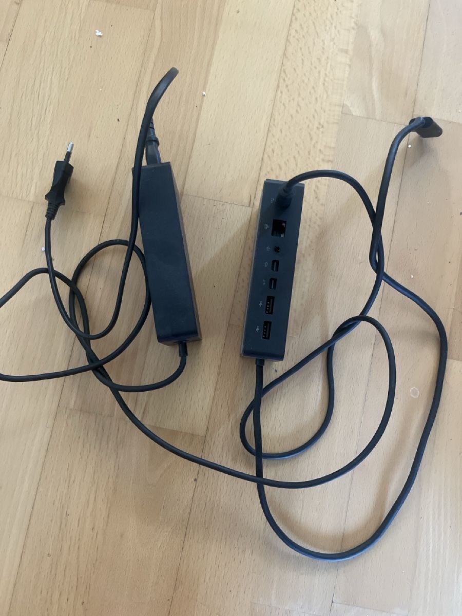 Microsoft Docking station: Microsoft Surface Dock mit Netzteil  – Usato da Muttenz venduto da Diver_ 1