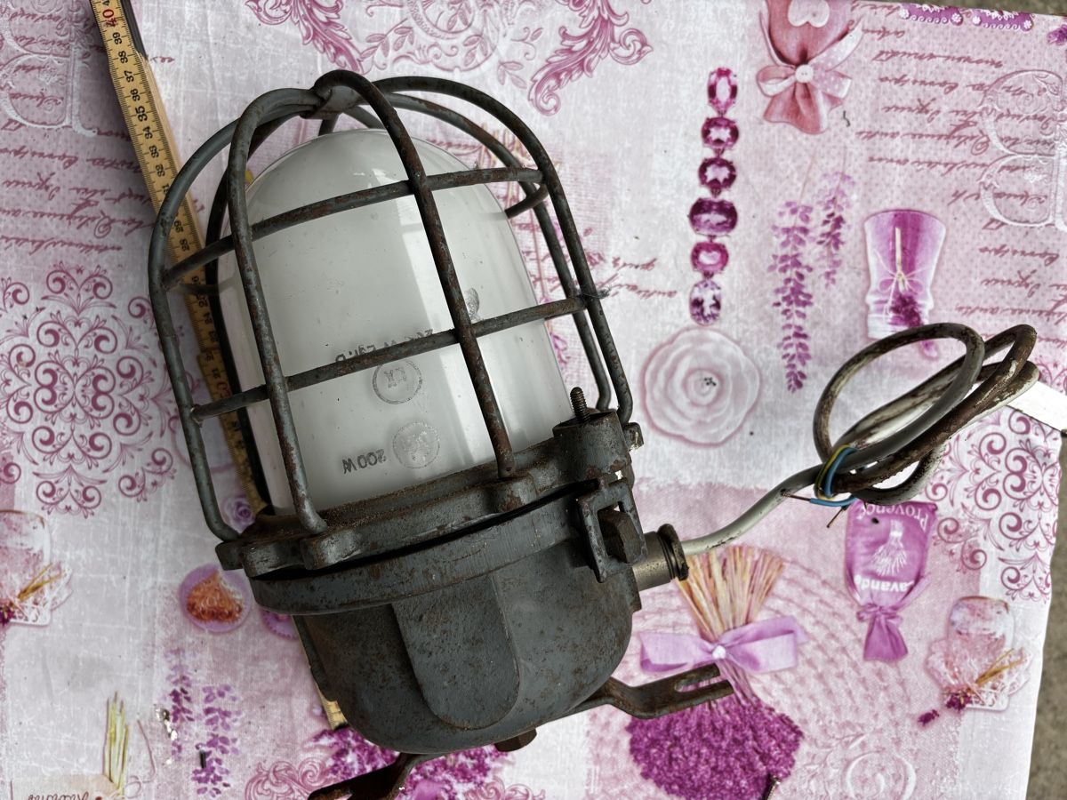 Lampadari & plafoniere: Explosionssichere antike Lampe – Usato da Lyssach venduto da Prisi77 1