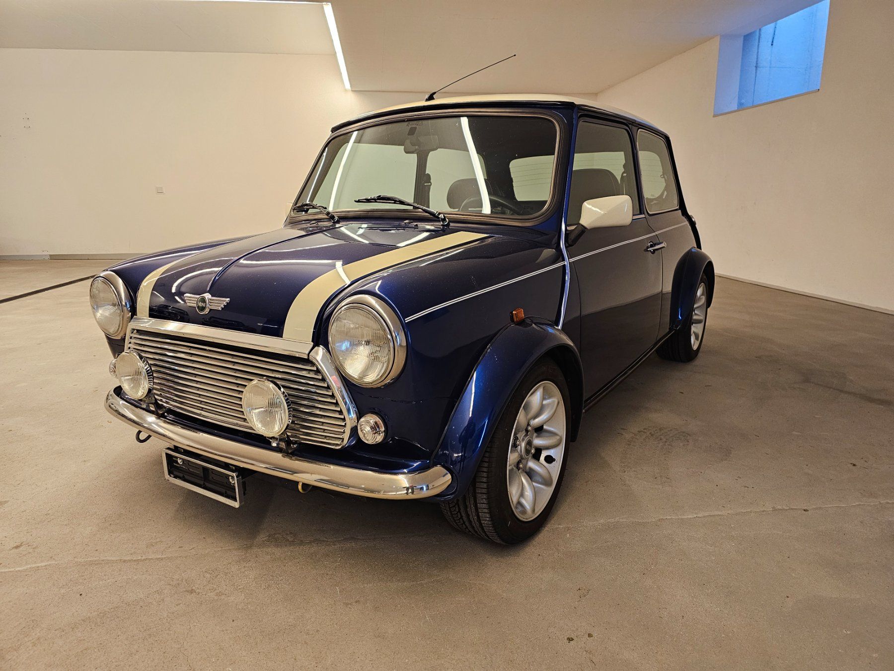 Mini Autos: Mini Cooper 1.3 1999 – D'occasion à Arosa par celiebell