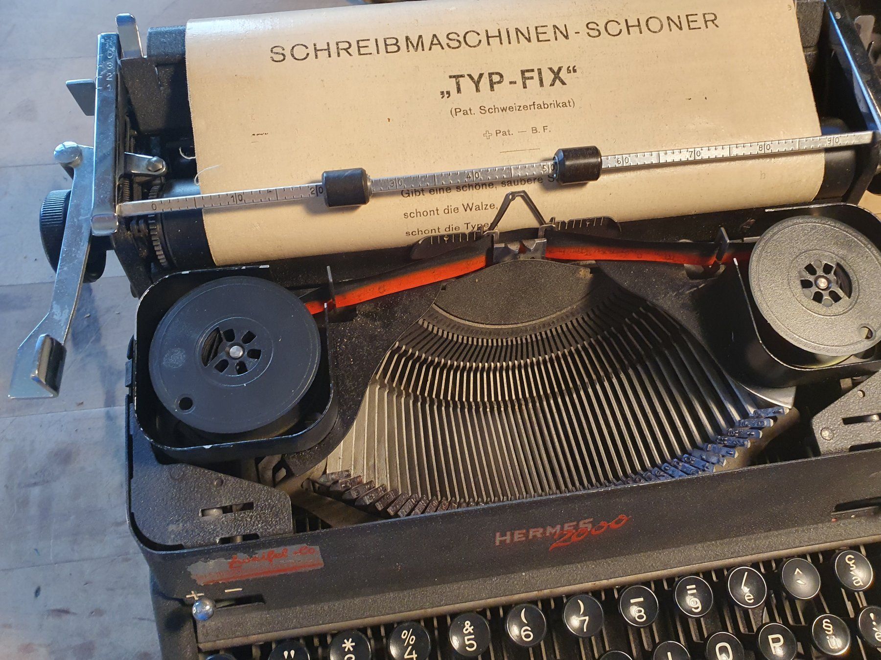 Hermès Machines à écrire: Hermes 2000 Schreibmaschine – D'occasion à Zürich par loosebone 4