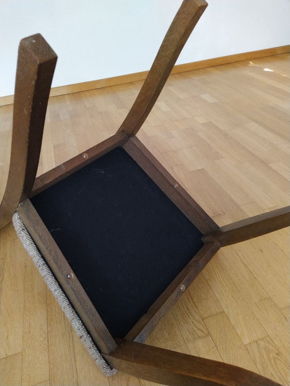 Sedie: Holzstühle – Usato da Benzenschwil venduto da orkkuli 1