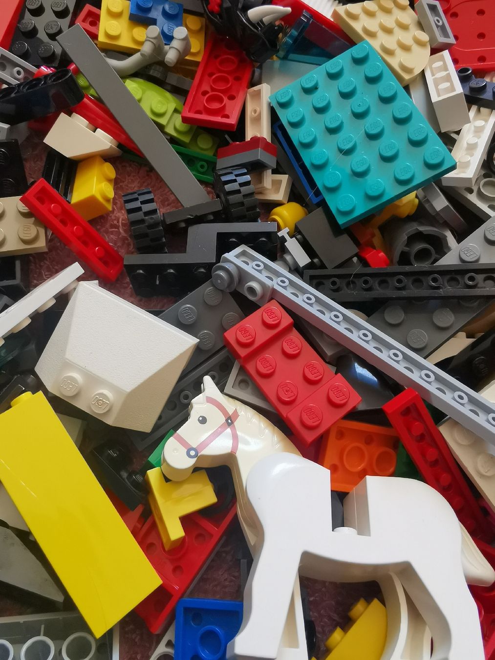 Lego Jouets: Lego "Schrott" ca 2,8 Kilo – D'occasion à Effretikon par Superkarin7 4