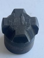 Stempel mit Gebaeudeabbildung und Wappen Metall (S13)