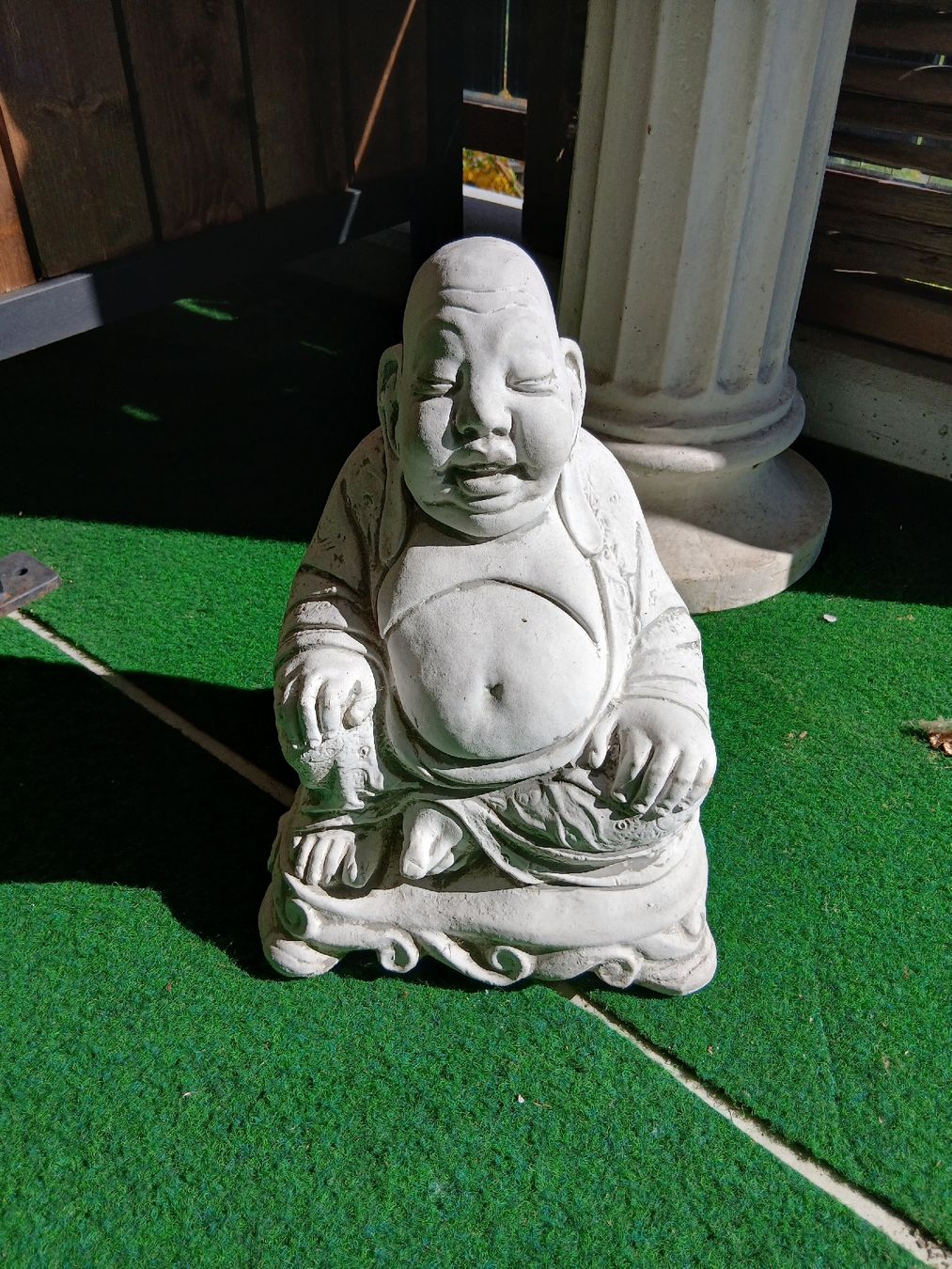Statuette: Grosse Buddha Figur für Garten oder Terrasse, Top! – Nuovo (secondo la descrizione) da Grosswangen venduto da hans0122