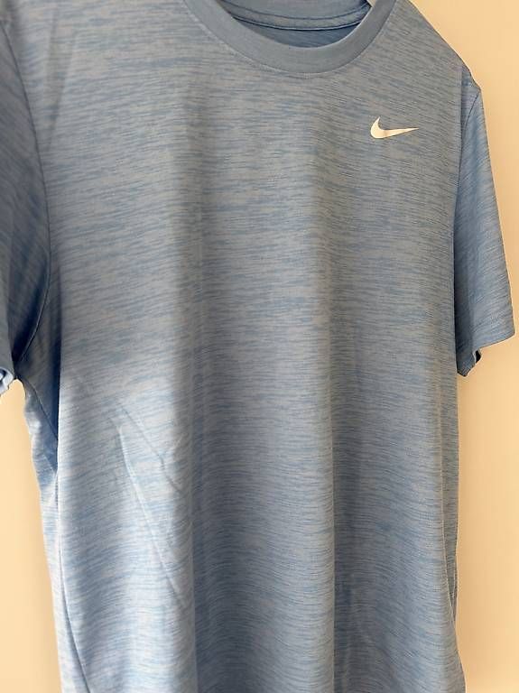 Nike T-Shirts: The Nike-Tee DRI-FIT taille L comme neuf – Neu (gemäss Beschreibung) aus Lausanne von chr_m7h2 1