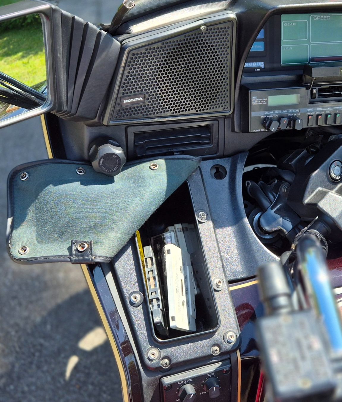 Honda Touring: Honda GL 1200 Aspencade – Usato da Volketswil venduto da juni03 5
