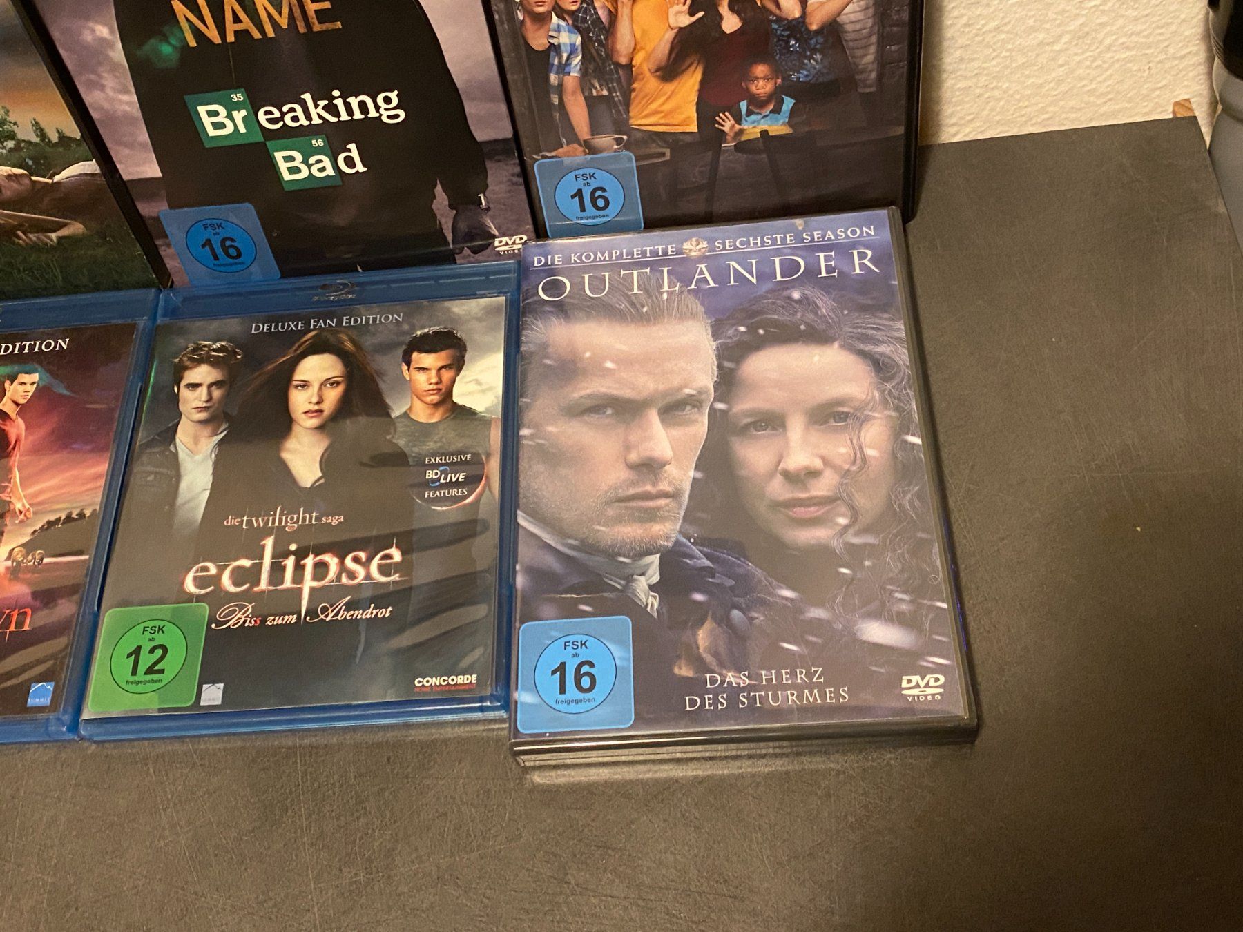 Alle DVDs: Serien Bundle – Neu (gemäss Beschreibung) aus Basel von FatCatPacksTheRatt 3