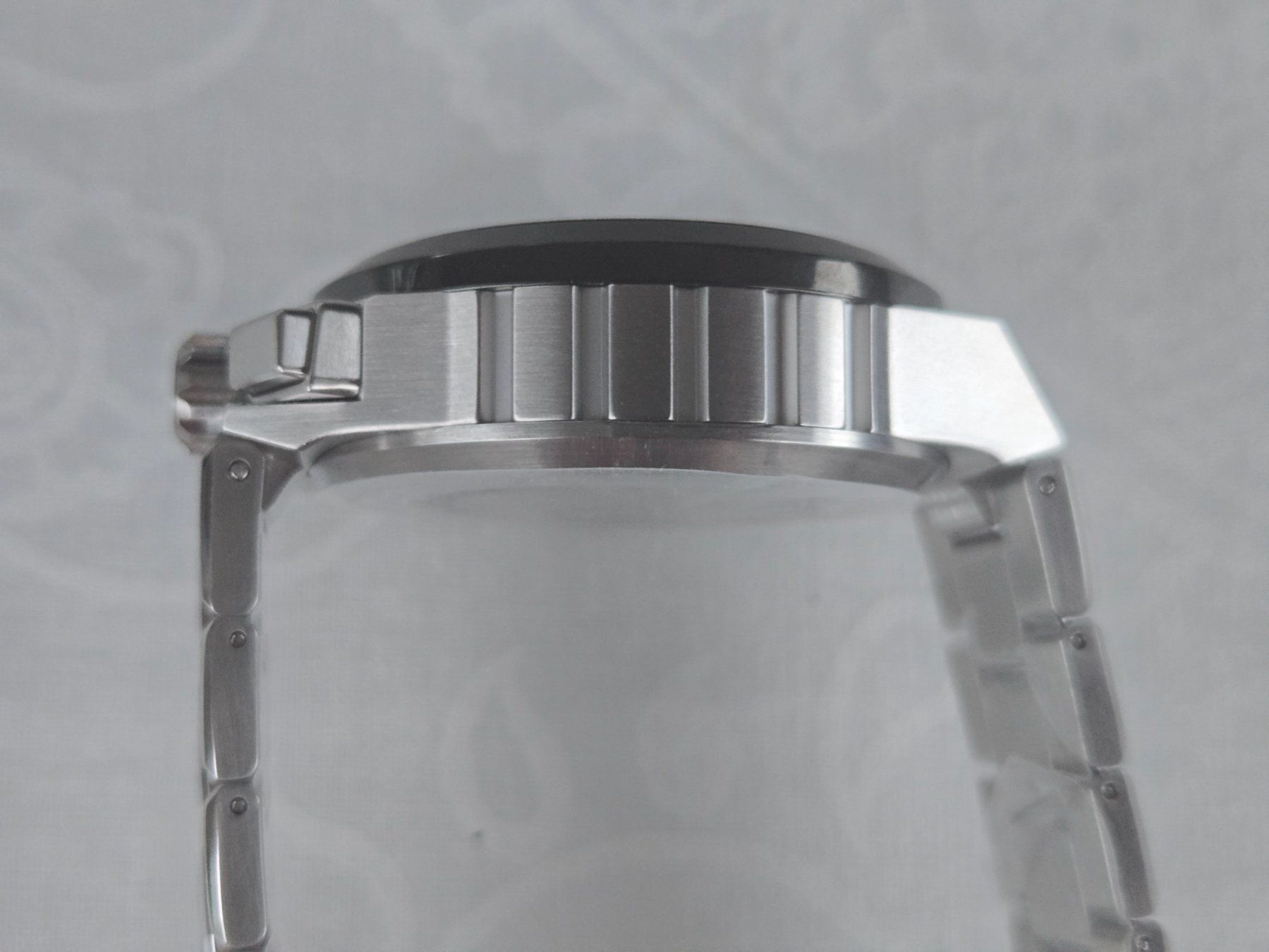 Bomberg Orologi: Bomberg Bolt-68 Neo Calaveras Chronograph – Nuovo (secondo la descrizione) da Chabrey venduto da Horology 7