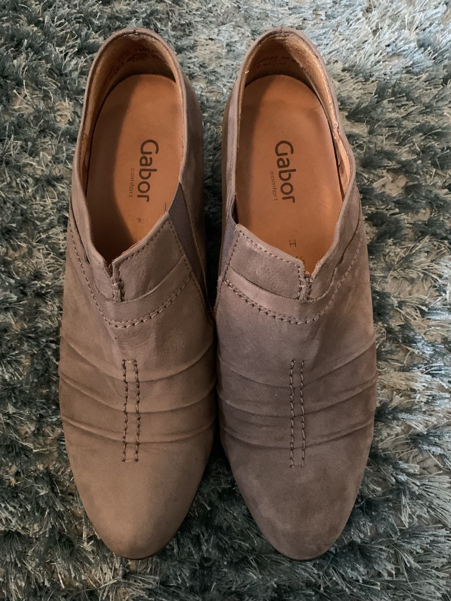 Gabor Scarpe da donna: GABOR Elegante Wildleder Stiefeletten Gr. 40 – Usato da Winterthur venduto da Darfweg 1