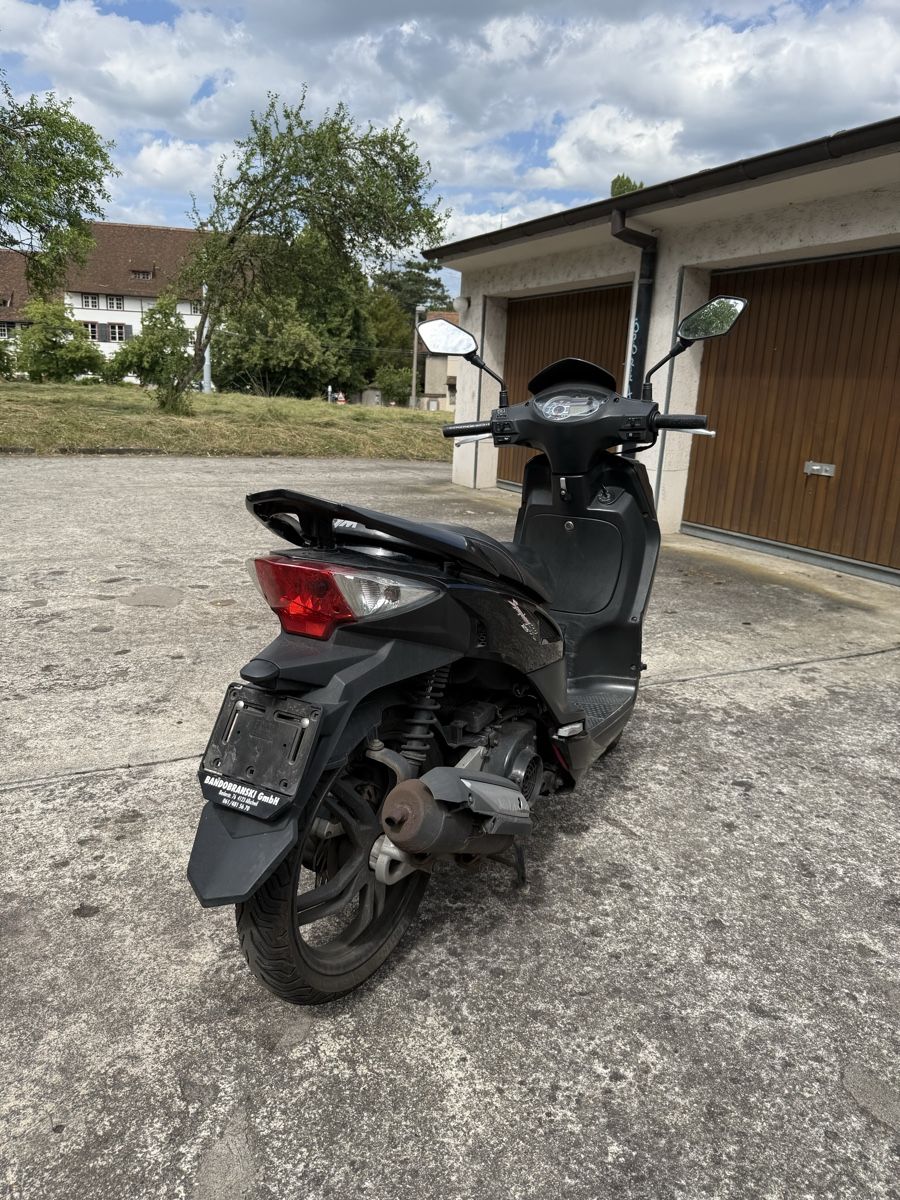 Sym Strada: SYM Symphony SR 125 / Frisch ab MFK / Defekt – Difettoso da Basel venduto da nov_m266 3