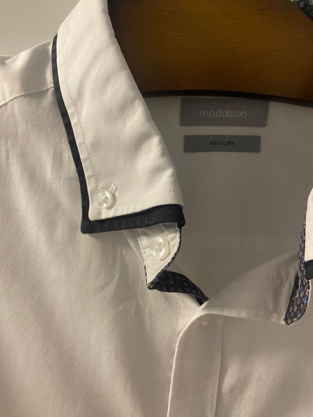 Maddison Hemden: Herrenhemd Langarm, Gr. XL, easy care – Gebraucht aus Arni AG von Mimo007 1