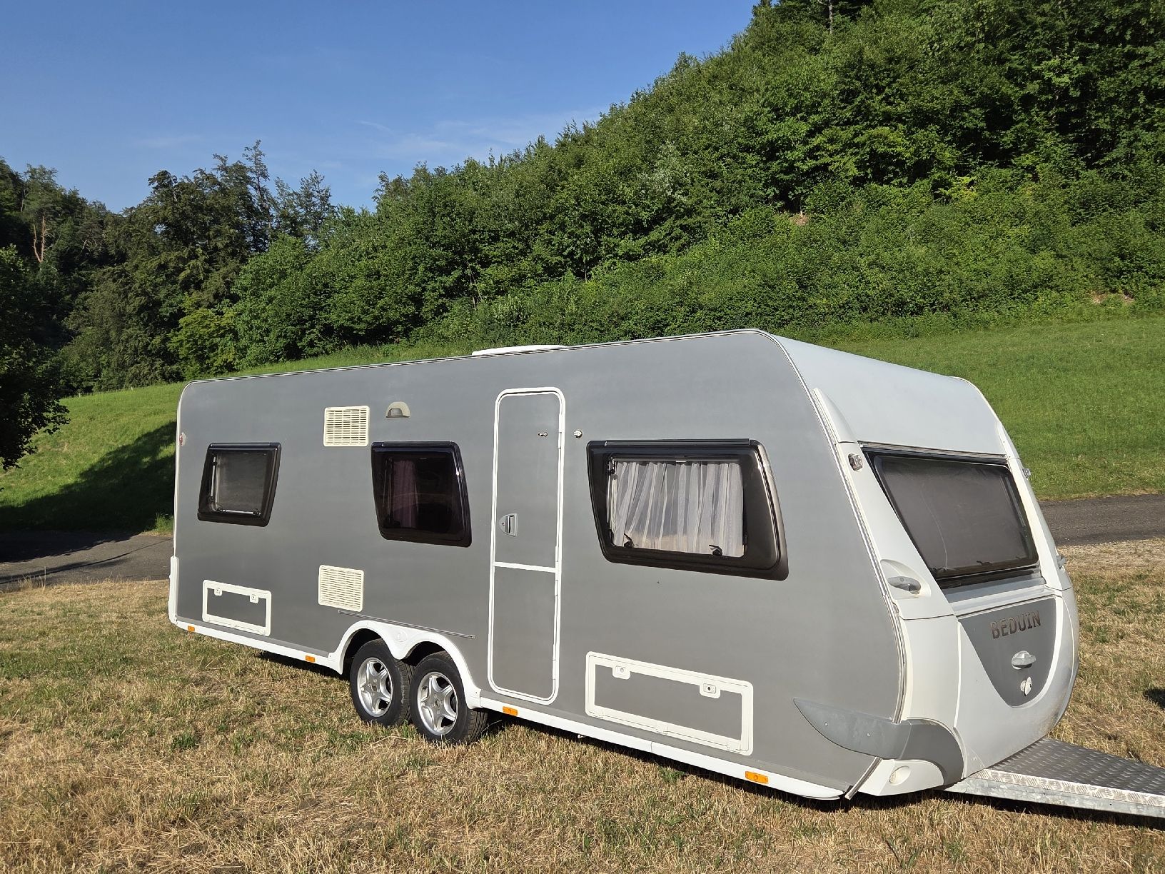 Dethleffs Rimorchi: Wohnwagen Dethleffs mit Klimaanlage Ab Mfk – Usato da Rümlingen venduto da Nero036
