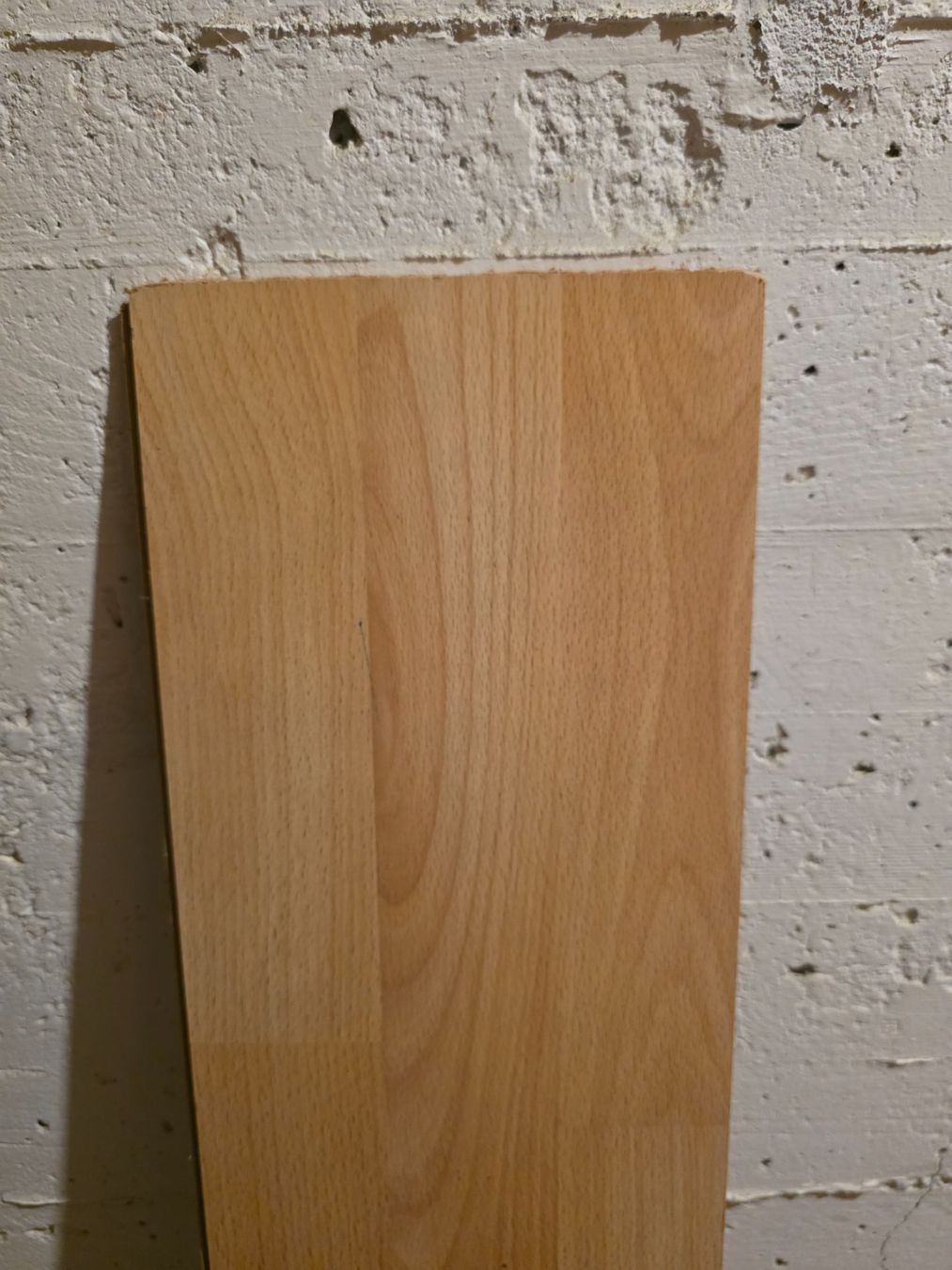 Rivestimenti per pavimenti: Laminatfussboden - Holzoptik – Usato da Bern venduto da KavIndustries 3