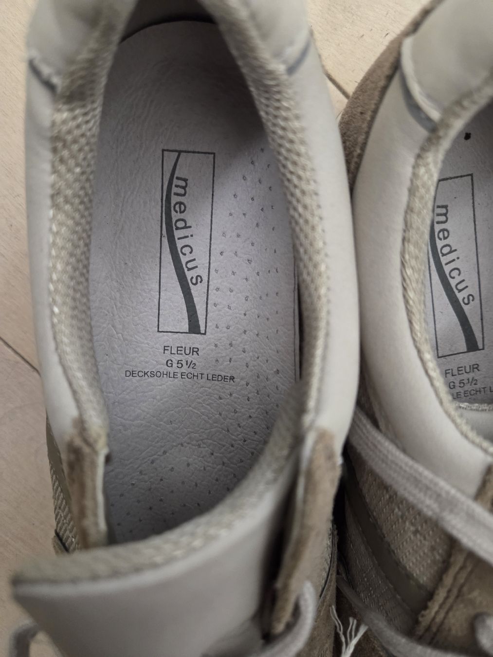 Damenschuhe: Medicus Sneaker Modell Fleur grau Grösse 38.5 – Gebraucht aus Steckborn von mic_jj8m 2