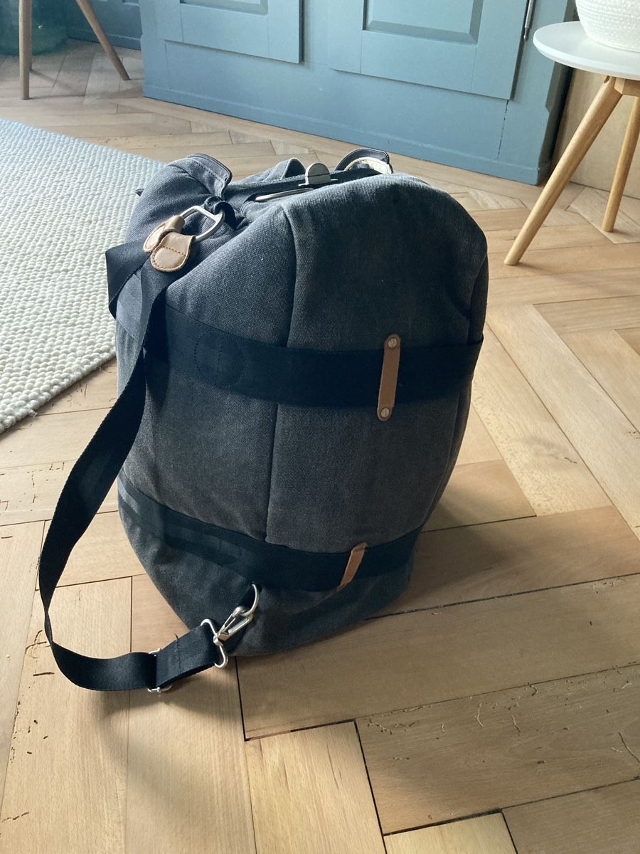 Taschen: Tasche/Rucksack Qwestion – Gebraucht aus Stäfa von mpa_r2bd 1