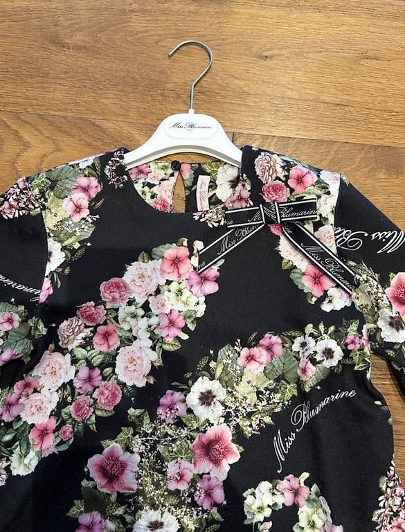 Vestiti & Gonne: Miss Blumarine abito – Usato da Vico Morcote venduto da bog_lr9t 3
