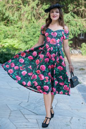 Damen Kleid Vintage Stil mit Blumenmuster Grösse S-M